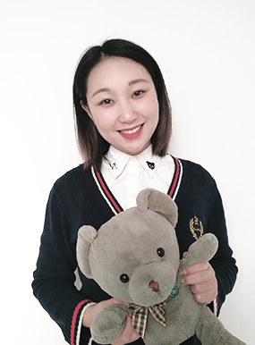 李佳育